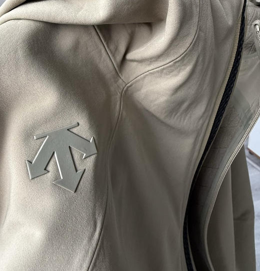 【开放日忙 秒杀价已调 直接拍】D家 男款T系列升级 综训 连帽抓绒 软壳冲锋衣 外套 商品图9