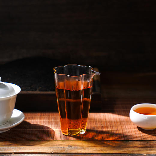 【红茶之王】【老班章野红】红茶不讲山头，除非大有来头！老班章晒红茶，荒野茶树发酵，2025年红茶357g/饼 商品图4