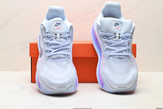 耐克NIKE VOMERO PREMIUM透气减震休闲运动跑步鞋HQ2050-300男女鞋 商品图6