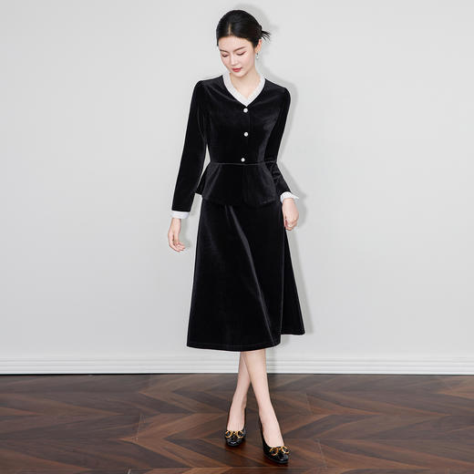 「高货wl」全新升级【铂金会员330/天猫449/差价119】(02311)洛诗琳法式赫本风木耳边连衣裙2025秋冬气质收腰丝绒裙女 商品图0