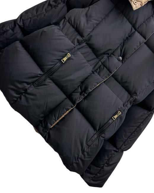 女款长方压纹连帽羽绒服018 商品图2