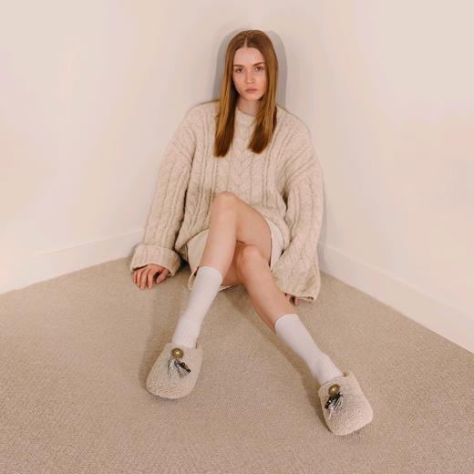 【云粉节】【思加图】BF楼思加图2025冬季新款时尚毛毛鞋勃肯鞋厚底增高保暖半拖女L6796吊牌价599 商品图2