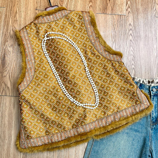 OG 8697新中式国风水貂毛时尚拼接圆领贵气夹棉开衫马甲 商品图3