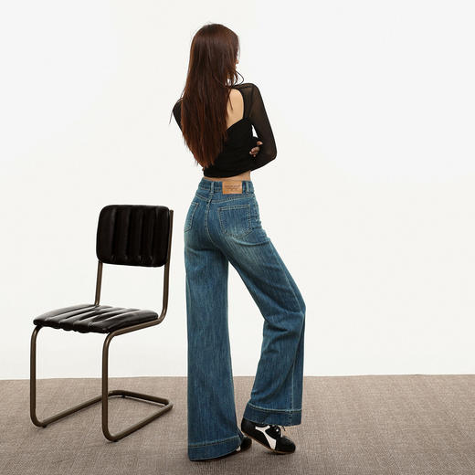 【加绒加厚】罗蒙女士冬款牛仔裤直筒显瘦微喇裤时尚通勤百搭长裤 商品图4