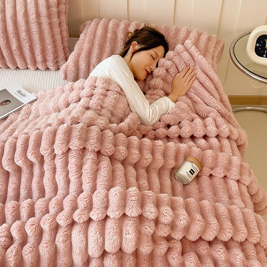 床上小暖炉！浪莎家纺 抽条仿兔毛绒多功能毛毯 柔软细腻 舒适透气 多色可选（无枕套 单盖毯） 商品图5