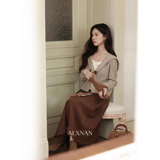 鹿向南「松茶可可」假两件咖色海军领短款毛衣开衫女秋美拉德外套 商品图2