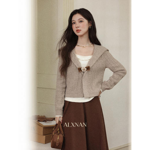 鹿向南「松茶可可」假两件咖色海军领短款毛衣开衫女秋美拉德外套 商品图1