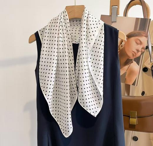 FS竹纤维女士时尚印花竹棉大方巾036 商品图0