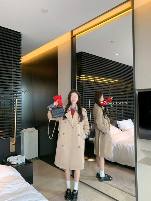 <曾小咸推荐> 现货秒杀！微信超特价！双排扣卡其色中长款风衣外套 日常329.99 立减150 秒杀179.99！藏蓝假两件格子针织衫秒杀79.99！ 商品图9