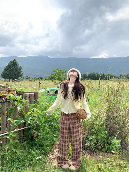 <曾小咸推荐>现货秒杀！微信超特价！温柔风刺绣设计针织开衫 日常179.99 立减90 秒杀89.99！咖粉色休闲裤秒杀89.99！ 商品图9