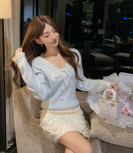 张心子【云朵抱抱】V领蕾丝拼接珍珠针织衫上衣 U2511011 商品图5