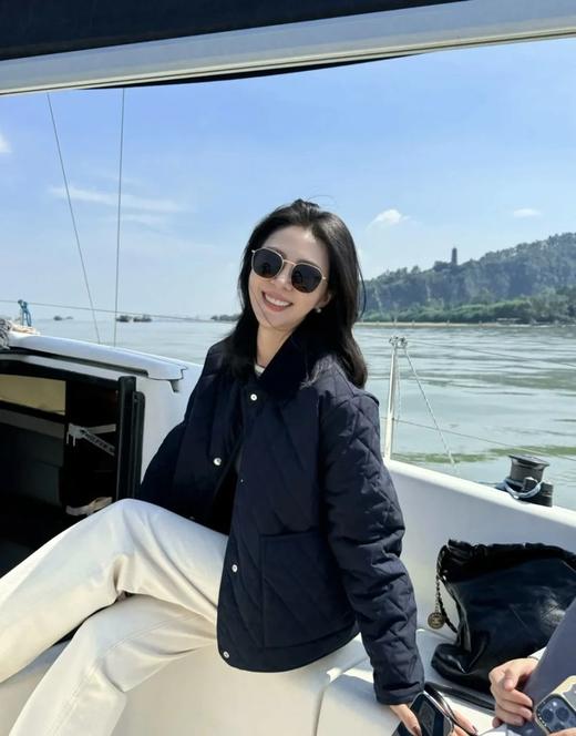 【高品质私服】【LP双面穿菱形绗缝夹克外套】宽松廓形线条简约流畅 极具包容性 随性提气G1104-CC【无标出货 介意慎拍】 商品图12