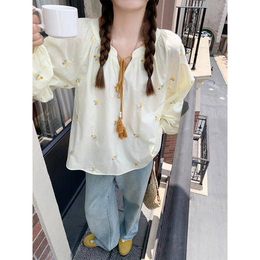 【149元任选2件】现货！系带领泡泡袖衬衫 商品图2