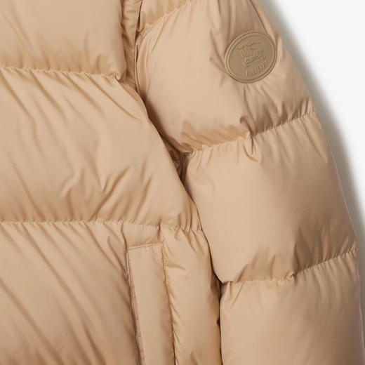 BURBERRY 巴宝莉 男士马术骑士徽标贴片可拆式衣袖羽绒服 卡其色 8110363 B8626 商品图1