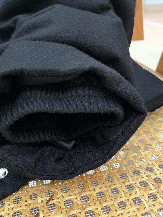 【高品质私服】【IC羊毛法兰绒羽绒服】手感柔软、绒面轻薄、色调优雅，直身松弛廓形，线条流畅G1440-CC【无标出货 介意慎拍】 商品图12