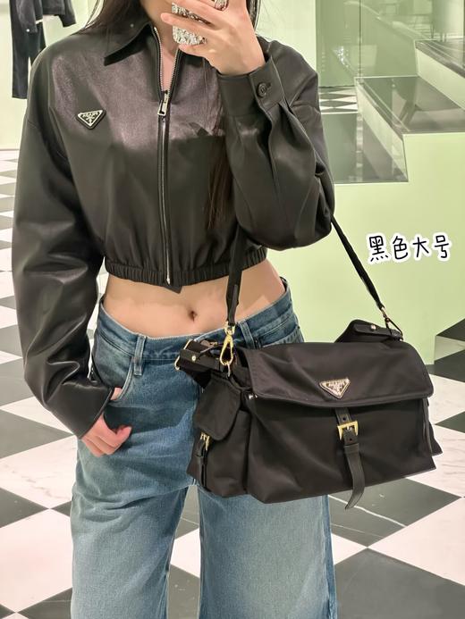 Pr@da普*达25新品男女通用款 多口袋造型 单肩包斜挎包 原厂原版面料 配送防尘布袋 商品图0