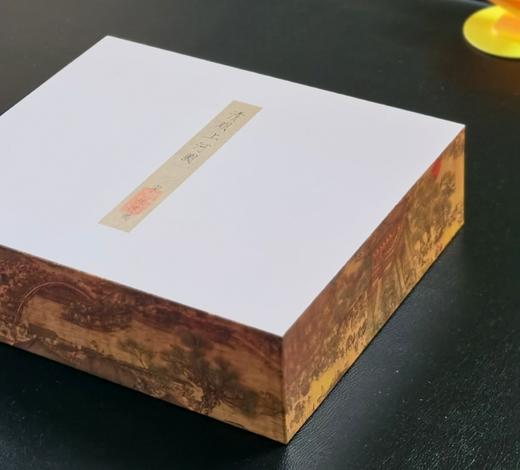 艺术喷绘：《清明上河图》卷轴，盒装，绢本，22cm*558cm，艺术微喷+手工装裱，定价1680，售价369元。 商品图3