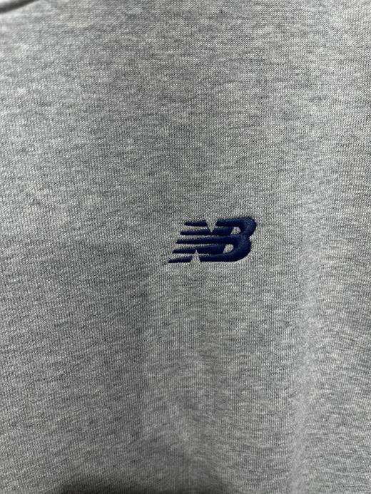 【云粉节】 【新品】7楼 NewBalance男士休闲潮流加绒圆领卫衣 吊牌价：649元 商品图3