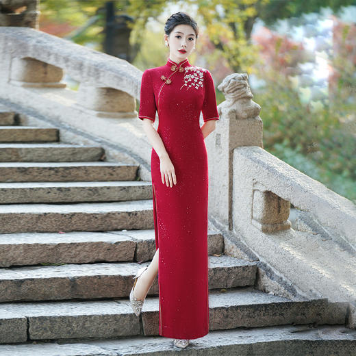 红色走秀旗袍2025舞台演出表演走秀礼仪主持人婚纱礼服旗袍秋季款 商品图1
