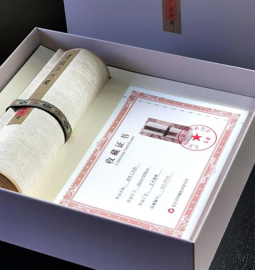 艺术喷绘：《清明上河图》卷轴，盒装，绢本，22cm*558cm，艺术微喷+手工装裱，定价1680，售价369元。 商品图4