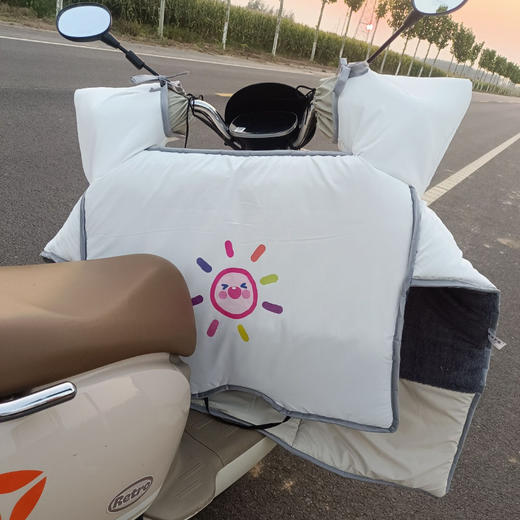 【软和可爱又温暖❗️不惧风雨不怕寒】亮面新款加大加厚挡风被电动摩托车挡风被冬季加厚保暖防水御寒被。hb 商品图4