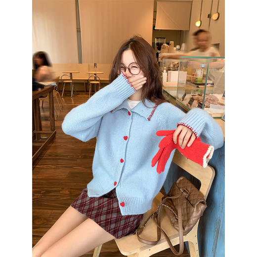 <曾小咸推荐> 现货秒杀！微信超特价！灰蓝色红色爱心扣子毛衣 日常199.99 立减100 秒杀99.99！红色半裙秒杀69.99！ 商品图4