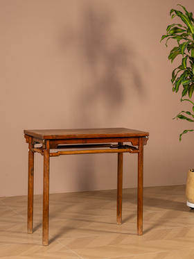 清	黄花梨罗锅枨一腿三牙半桌