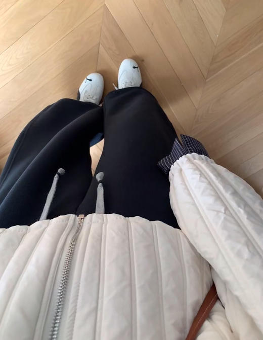 小格调！2025狠狠拿捏这个冬季！绗缝工艺假两件蝙蝠袖连帽棉服女款！ 商品图1