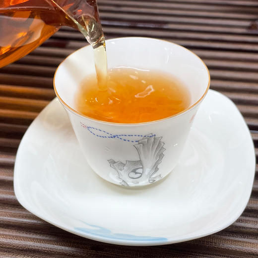 【新品】2006年黎明茶厂黎明之光 班章生态茶砖 1000克大砖 高香原件一手仓烟韵明显仓储加分 回甘好甜  大砖性价比高 商品图12