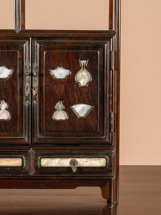 二十世纪	红木镶云石博古架摆件 商品图2