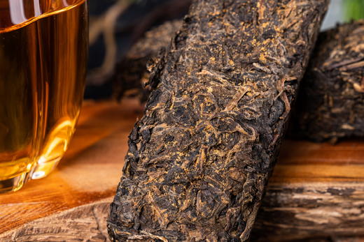 金花姑姑*喜气羊羊 羊年生肖茶 纪念茶 1.1kg 商品图2