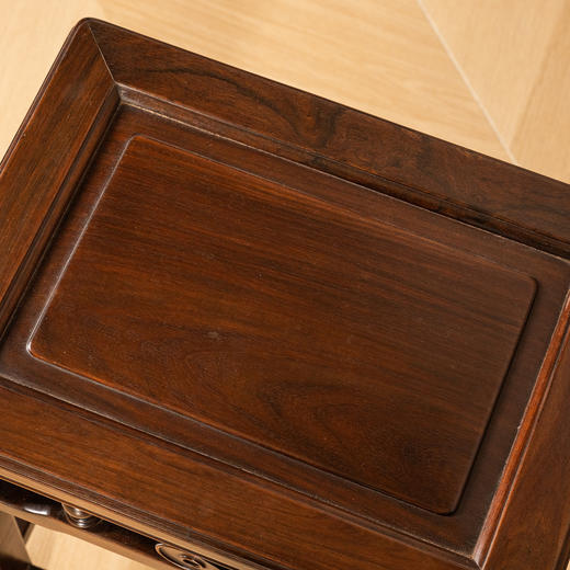 清	红木钱币纹四面平方凳成套（一套四只） 商品图3