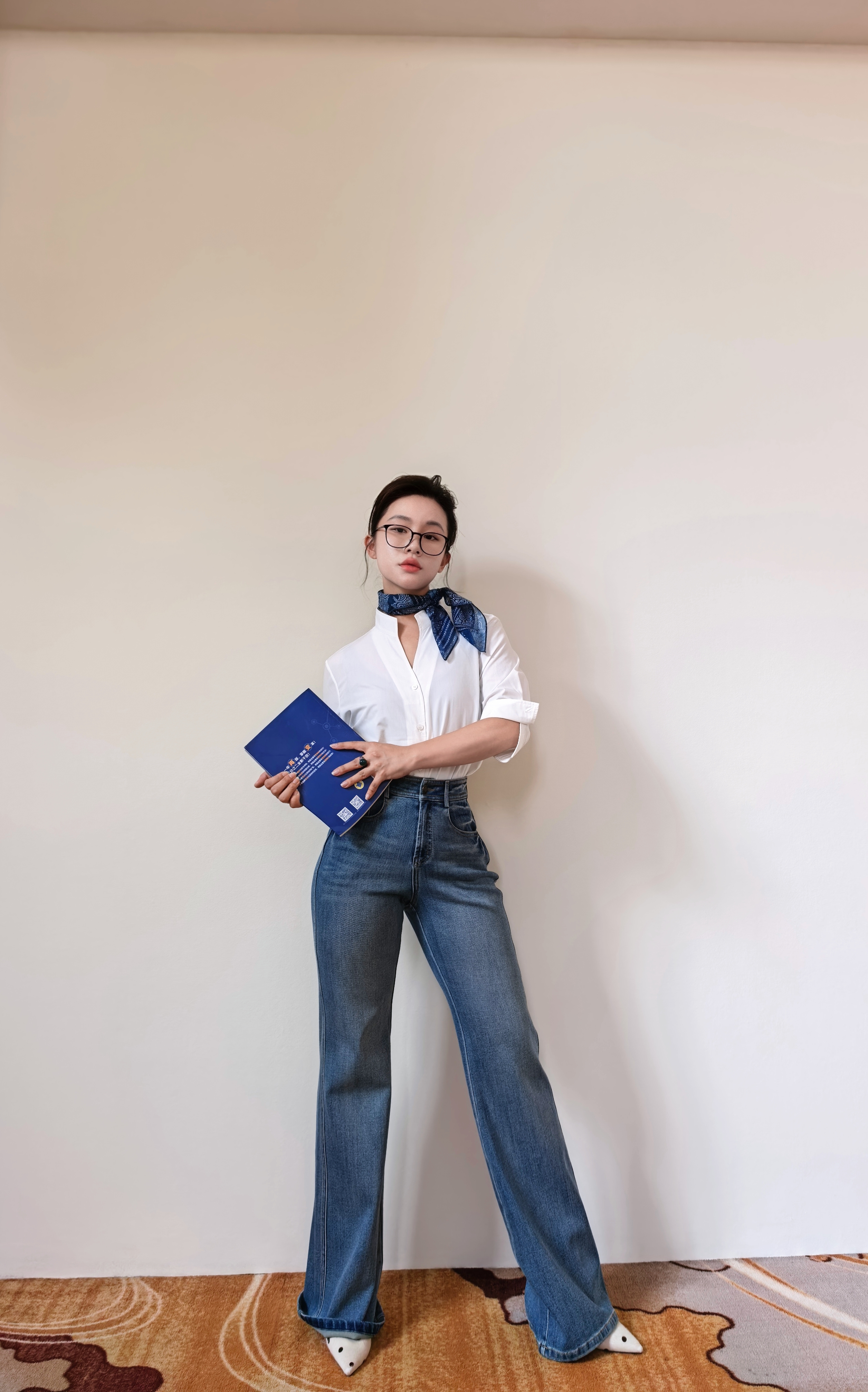 逸红颜明月优选#微喇牛仔裤『闲序』微喇高腰牛仔裤，360°四面弹面料，显薄显瘦，舒服到起飞！