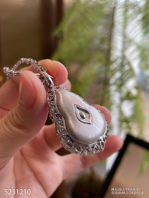 玻璃种葫芦吊坠【5231210】具体价格微信咨询 商品图8