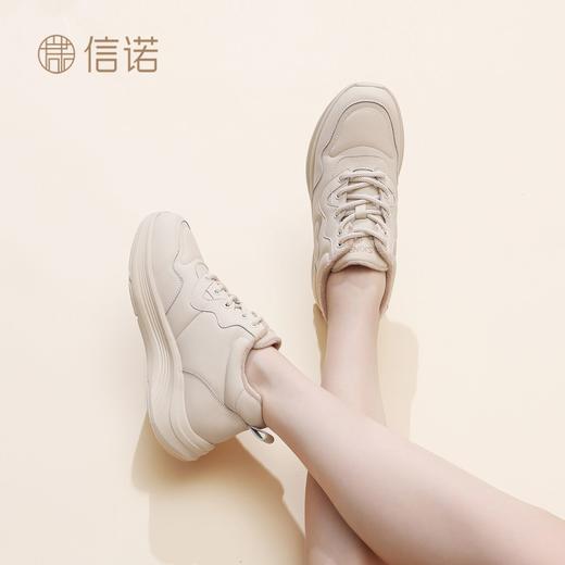 信诺妈妈鞋子加绒保暖小白鞋棉鞋女2025冬季新款软底舒适休闲皮鞋5M125-12TD 商品图5