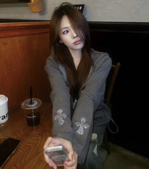 双11福利款   克罗十字水钻拉链毛衣    绵羊毛牦牛毛混纺  男女同款   连帽拉链外套 商品图1