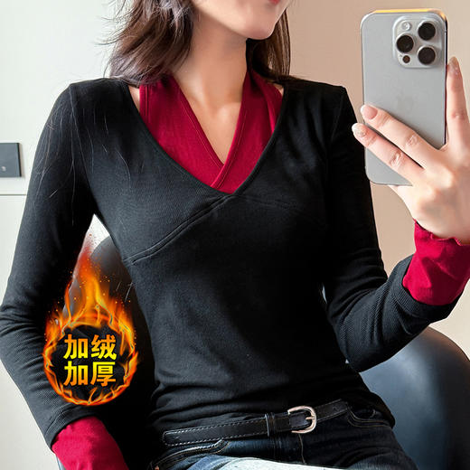 KQL359H8360 2025加厚磨毛拼接新款长袖V领气质上衣洋气t恤女修身打底衫 商品图1