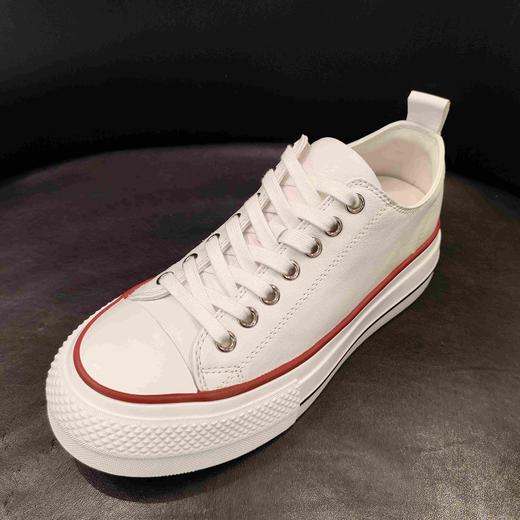 LFGJ凌介女鞋  16511 时尚简约超轻底小板鞋 商品图0