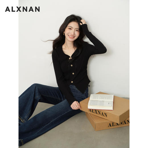 鹿向南「半岛弥香」黑色长袖修身T恤秋季新款时尚V领女款修身上衣 商品图3