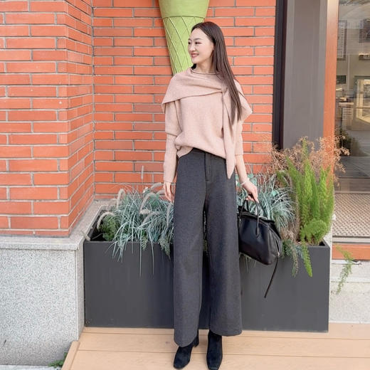 火桐hooton 皇家入门级 康赛妮花纱山羊绒圆领套头衫+三角巾 商品图3