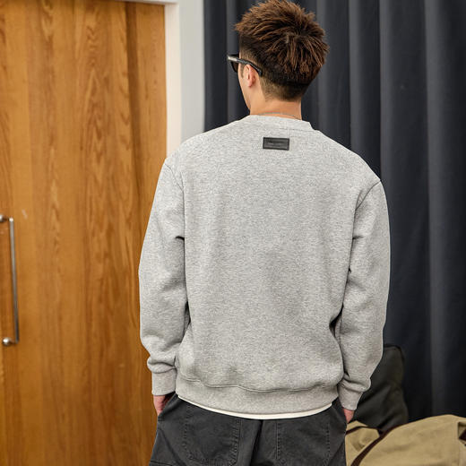 徐太浪【cleanfit 花灰色】简约刺绣卫衣男秋冬保暖内搭打底上衣 商品图3