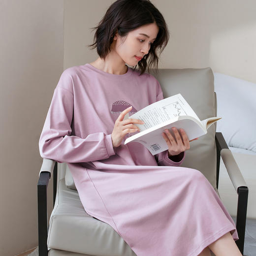 康妮雅女式长袖睡裙 商品图1