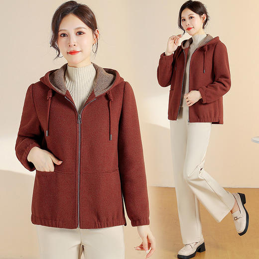 QYM CS25D68-Y仿貂绒外套宽松加厚连帽保暖貂绒呢子上衣 商品图3