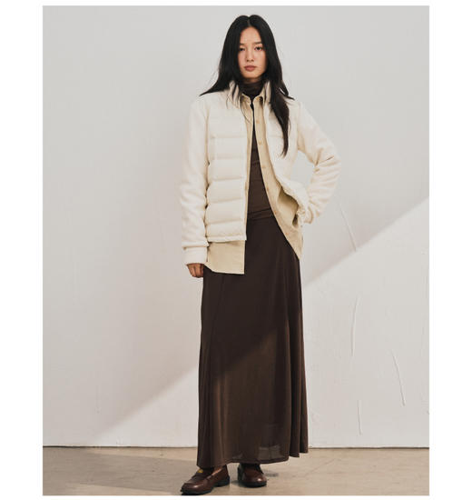 【多妈团购 小轻绒外套9780】匈牙利白鸭绒填充，绒子含量90%，吸湿透气，轻盈保暖，前片羽绒，袖子后背摇粒绒，上身不臃肿-连横 商品图7