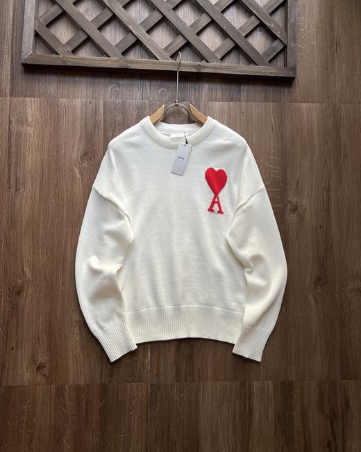 引领潮流时尚，简洁醒目品牌调性系列！AMI男女同款爱心刺绣羊毛混纺圆领套头毛衣 商品图6