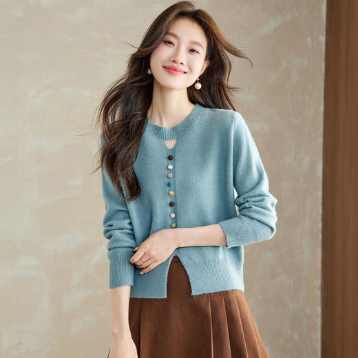 设计感镂空软糯圆领毛衣，慵懒风彩色纽扣套头针织衫上衣CC-XFY-3203 商品图0