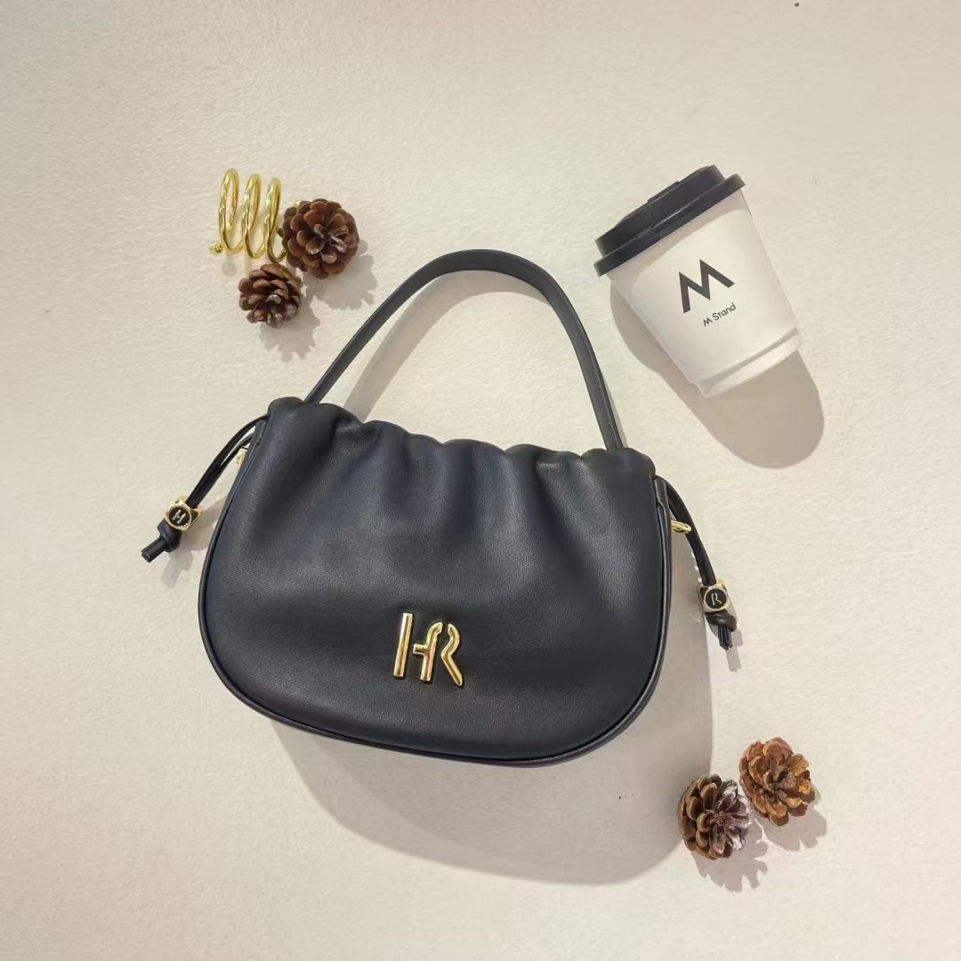 HR女士手提包[10.31-11.2][广百北京路店][男服]