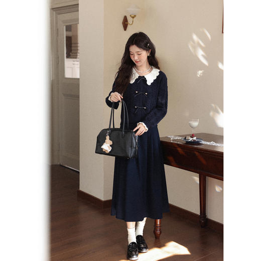 鹿向南「蓝风信屿」气质藏蓝色毛衣女秋季新款小个子高级短款上衣 商品图4