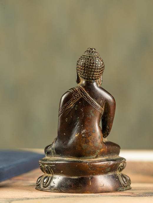 清	铜释迦摩尼佛像 商品图3