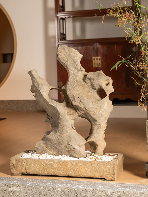 清	太湖石园林赏石（方形石盆） 商品图3